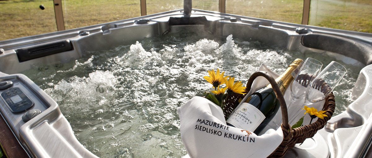 Hotel SPA restauracja konferencje nad jeziorem Mazury wypoczynek w Polsce